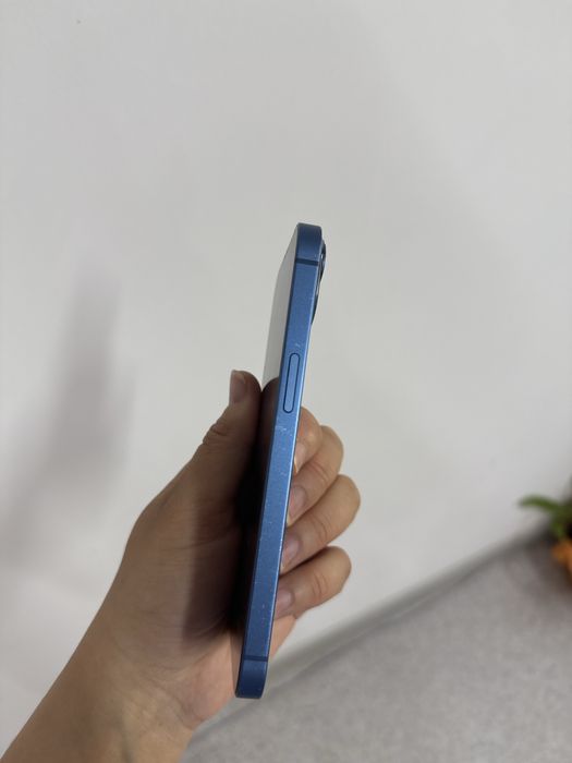 Продается iphone 13
