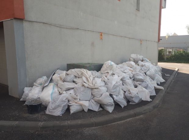 Transport mobilă moloz și alte deșeuri