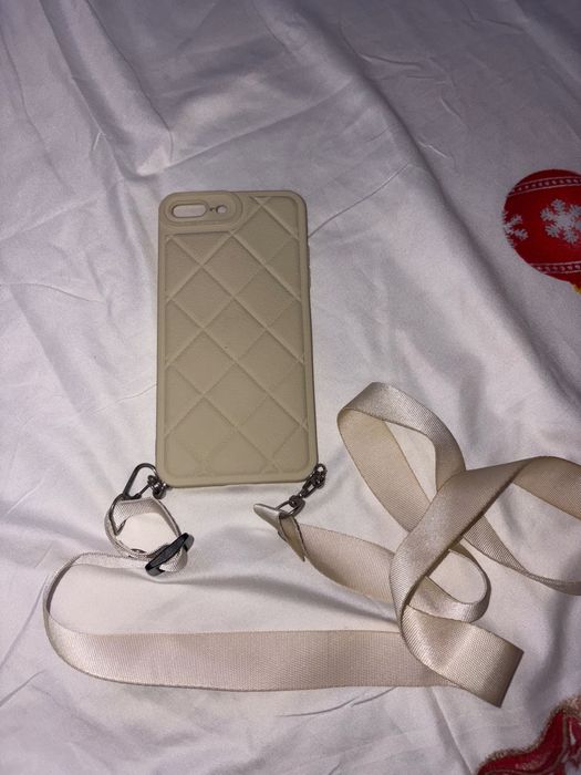 Iphone 8 Plus 64GB, Negru + 3 huse