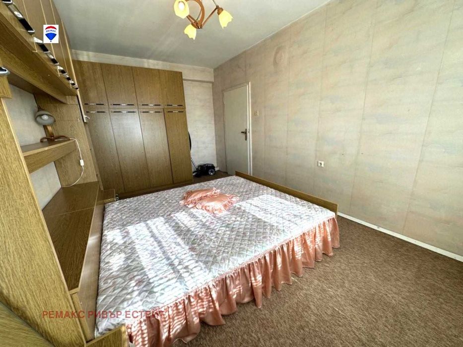 Продава се Тристаен апартамент в Русе, Хъшове - 89 кв.м за 757 €/кв.м - Снимка #8