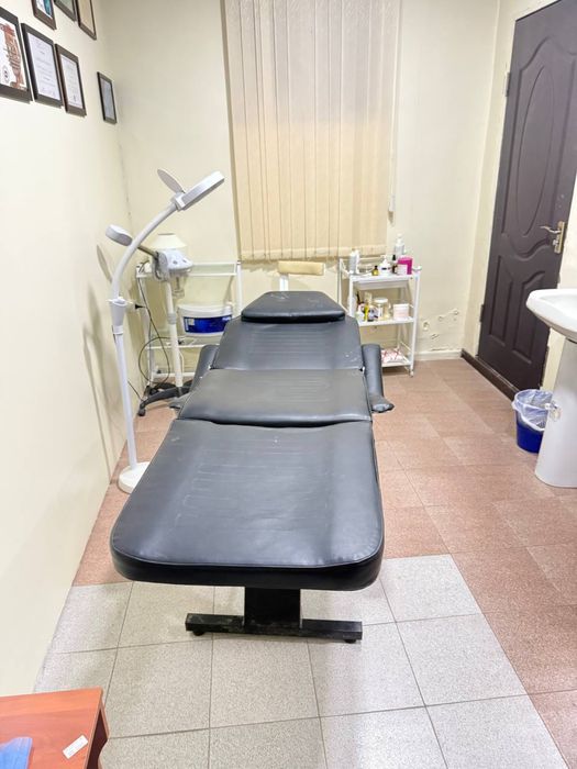 Кушетка+ зеркало в бонус стерилизатор