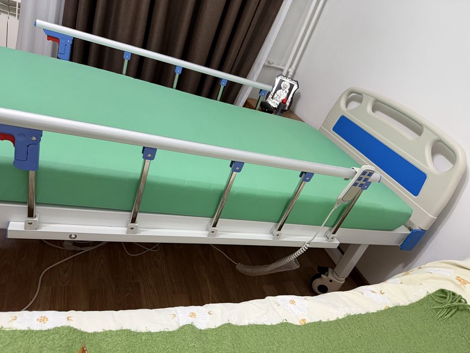 Pat spital electric cu 2 functii + saltea Premium I