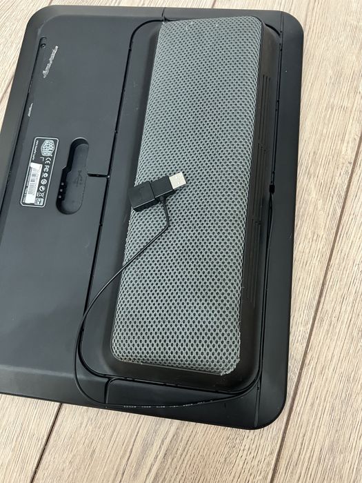 Охлаждающая подставка для ноутбука с USB