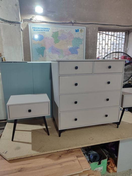 Комод в стиле IKEA, и две тумбы