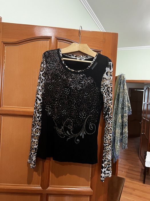 Продам разные кофты по 5000 т