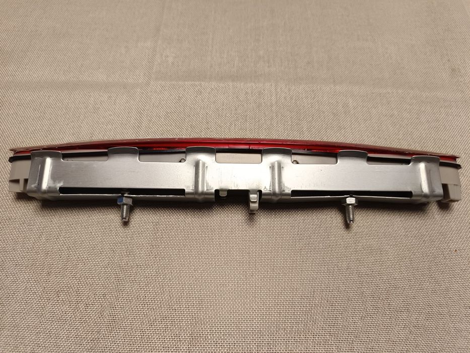 Трети стоп за мерцедес W 209 CLK 2002 -2009 г.