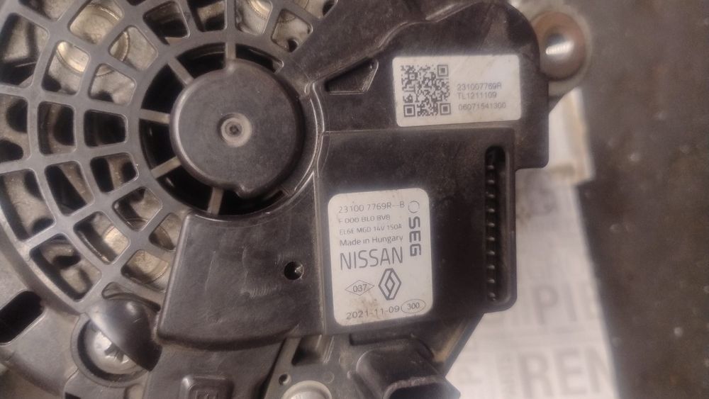 Vând piese auto electrmotor