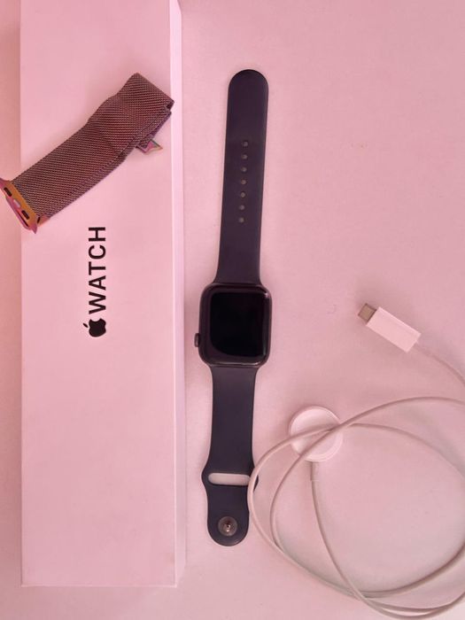 Продам aple watch se