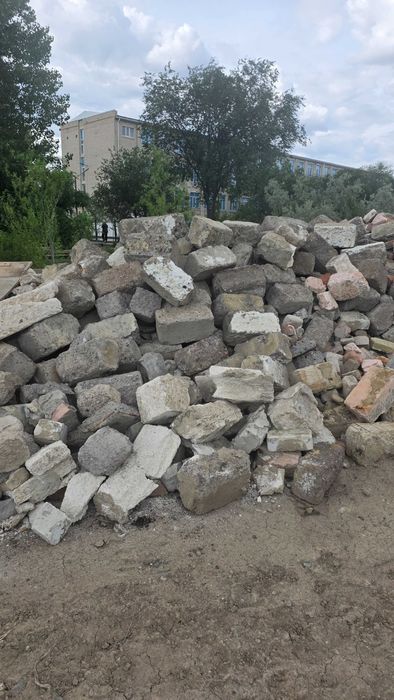 строительный отход, кирпичи, ракушеблок