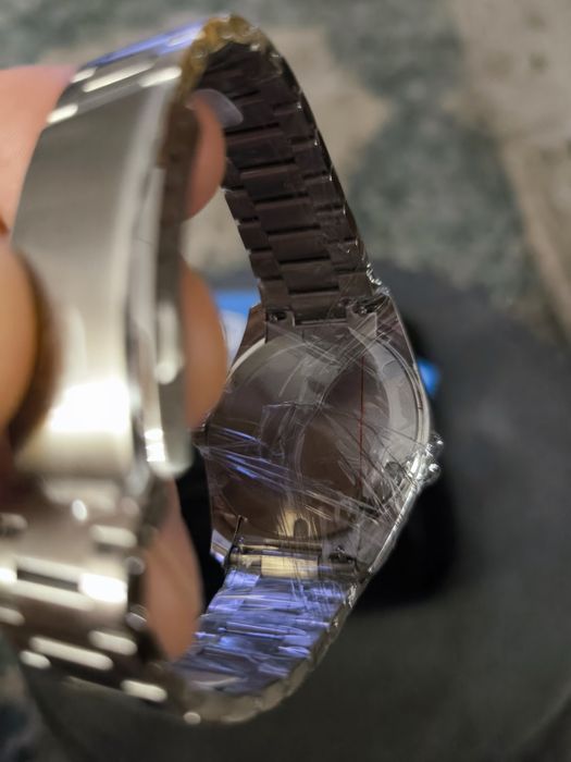 Часы Watchdives. Новые.