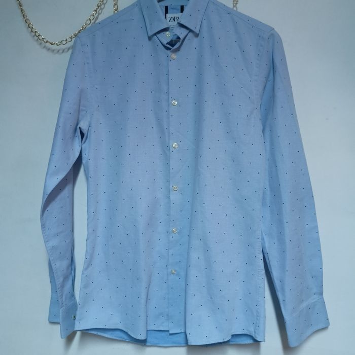 Cămașă Zara Slim Fit – Textură Deosebită & Easy Iron – Mărimea S