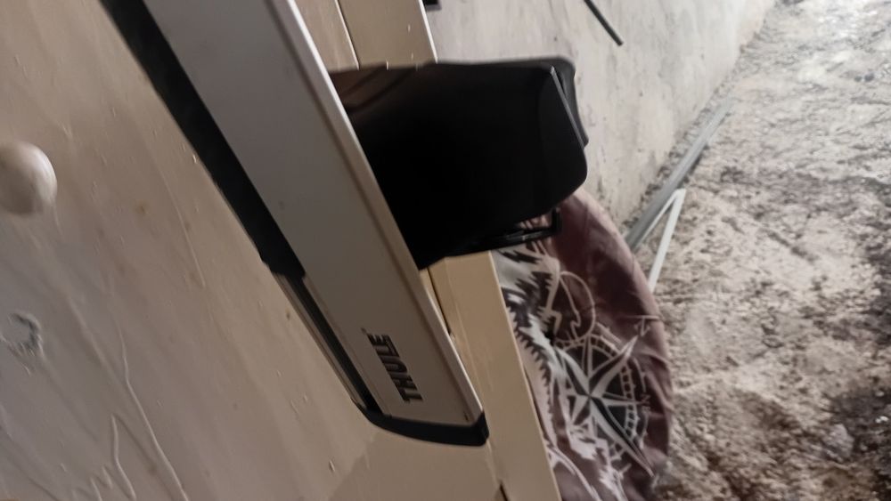 Продам багажник на тойоту