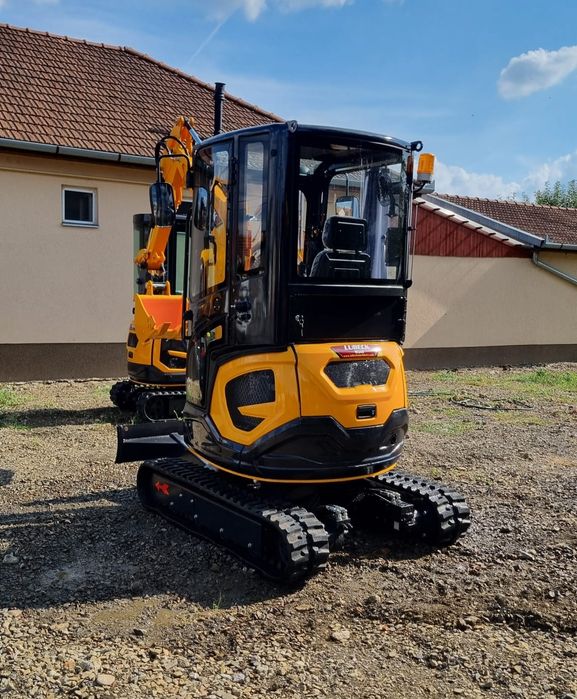 Excavator Lubeck W 230- Nou 2.3 t. Garantie 2 ani