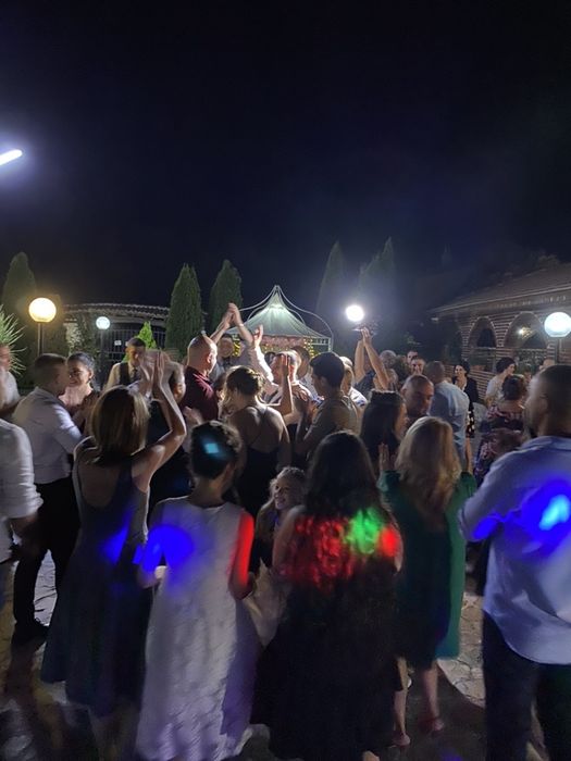 DJ - За вашето мероприятие - Сватба,бал,кръщене,фирмено парти,юбилей.