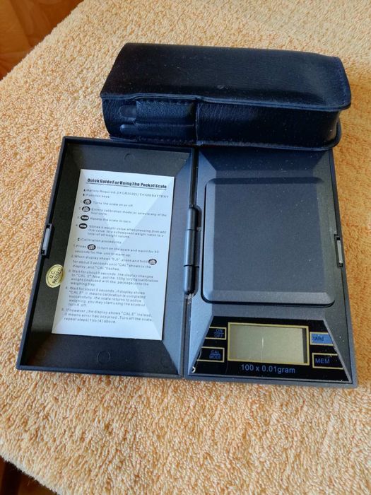 Джобна везна THP–250C