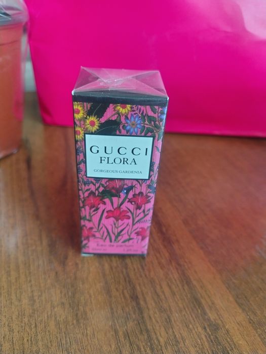 Продам женские духи