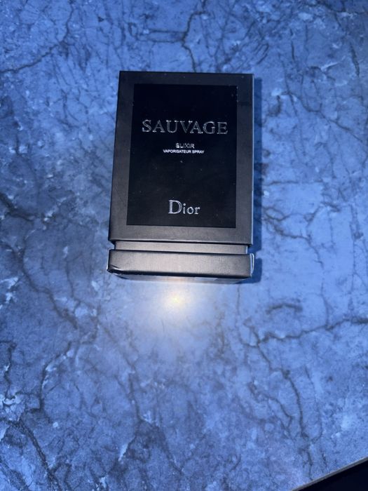 Dior sauvage elixir 60ml-original-aproape nou