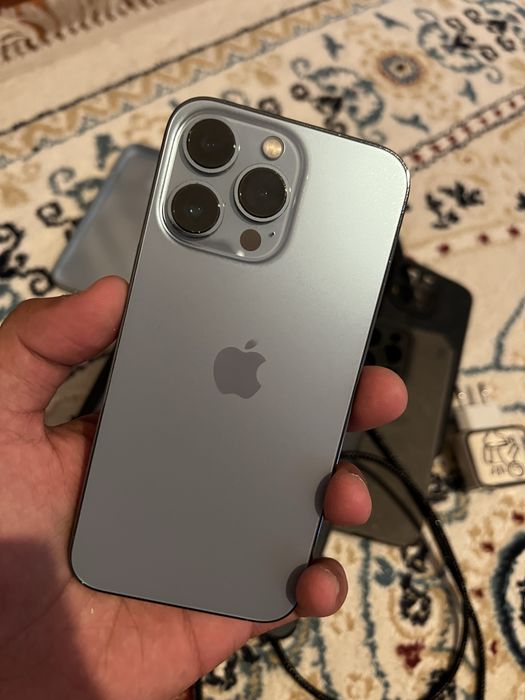 Iphone 13 pro blue