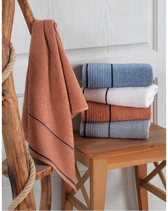 Първокласен комплект кърпи за ръце и лице от 4 бр