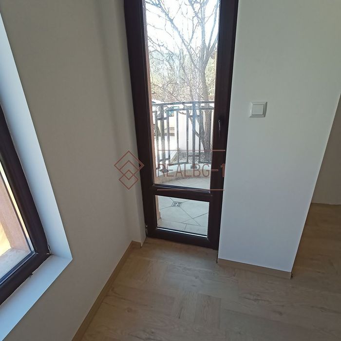 Продава се Двустаен апартамент в с. Кранево, Област Добрич - 67 кв.м за 1109 €/кв.м - Снимка #2