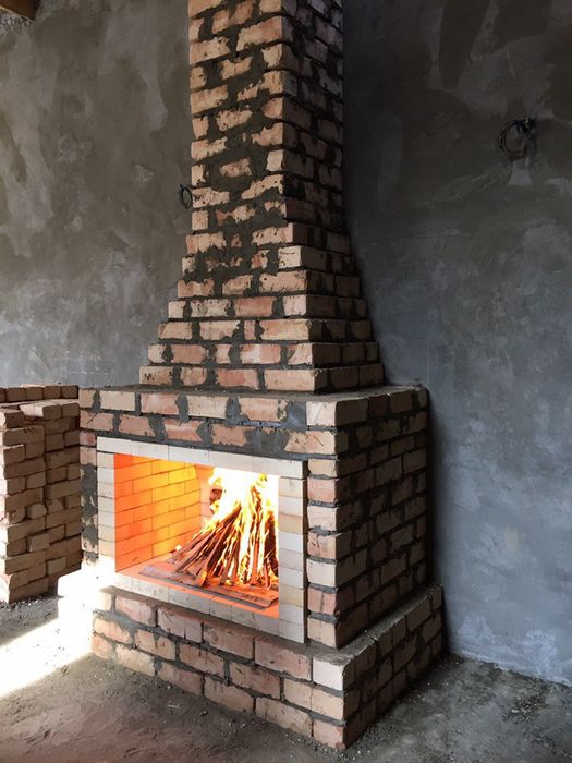 Летняя кухня Барбекю очаг камин пицца печь.