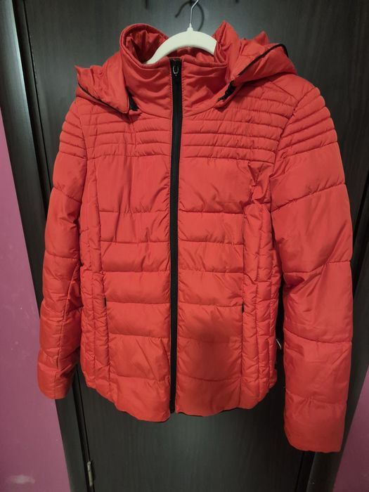 Дамско яке Lee Cooper, размер ХЛ, цвят наситено оранжево, към червено.