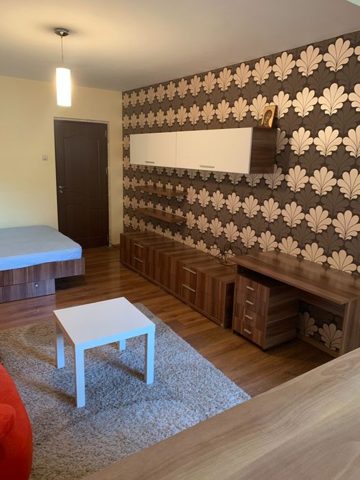 Proprietar vand Garsoniera la 1 minut de metrou Lujerului