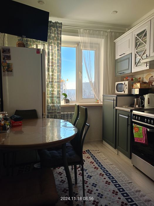 Продам 3- ëх комнатную квартиру