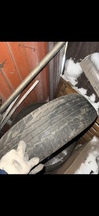 Продам резину 235/75/16