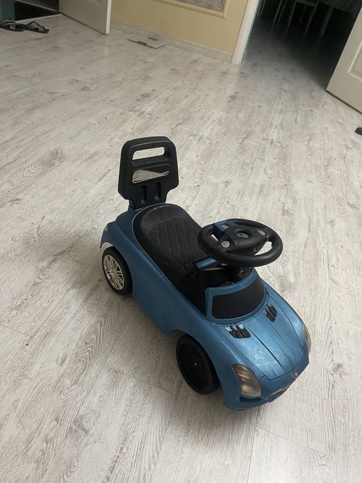 Детская машинка