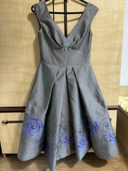 Официална дамска рокля