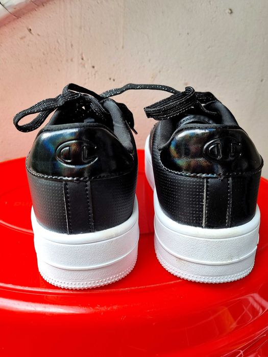 Оригинални дамски обувки Champion Rebound Plat Chromo