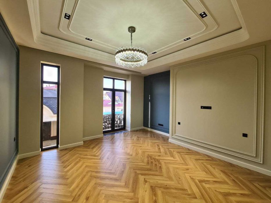 Никитина Евродом с камином и крытым бассейном