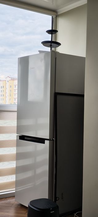 Холодильник Indesit