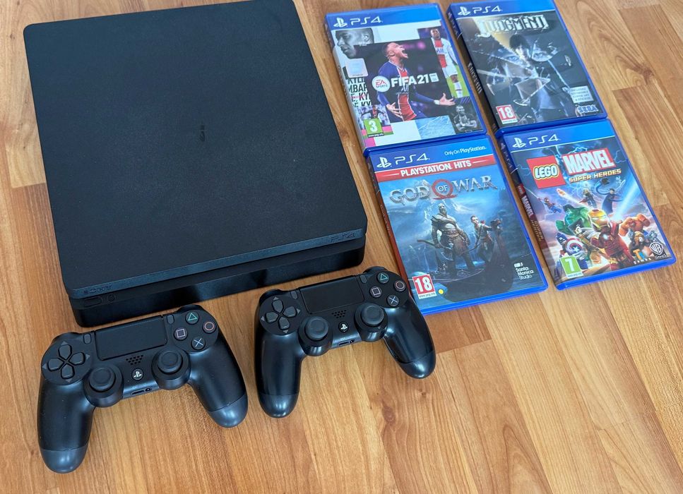 [ PS4 > 1000GB PlayStation 4 Slim с 2 джойстика и 4 игри