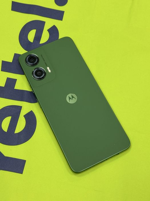 НЕАКТИВИРАН 256GB Motorola g35 5G Yettel Гаранция 2028 Green | Зелен