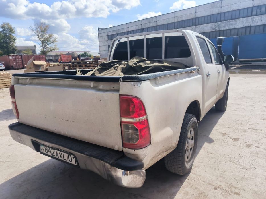 Продам Toyota Hilux