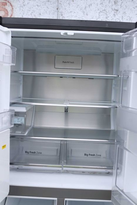 Холодильник шикарный