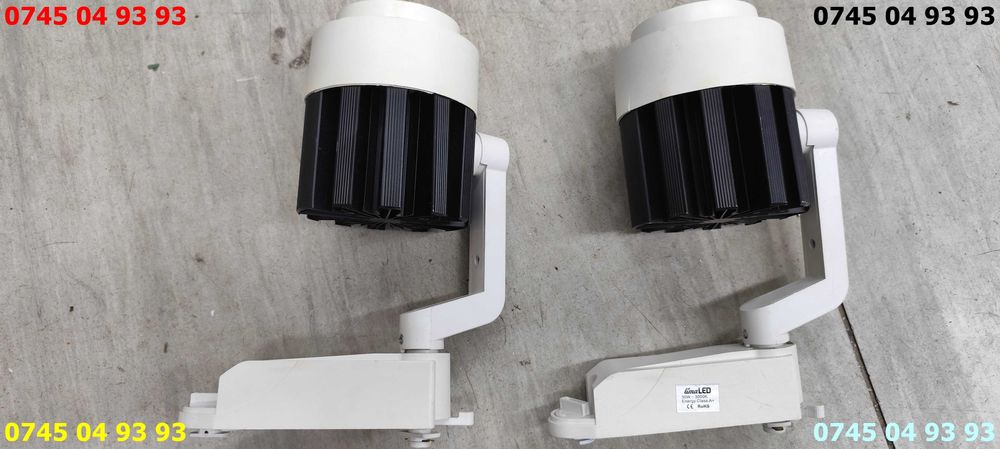 proiectoare led 2 buc nu stiu starea lor pret pe ambele bucati