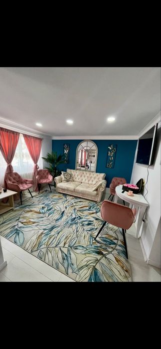 Inchiriez  Apartament Sf Lazar zona ultracentrala