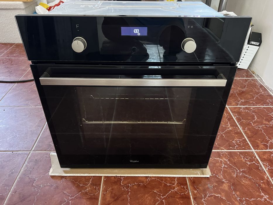 Cuptor incastrabil Wirhpool 3.65KW