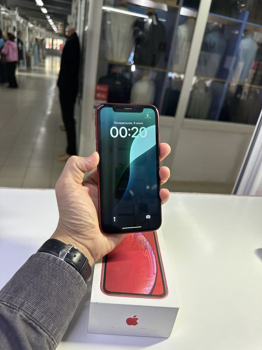 Iphone XR 128/79%