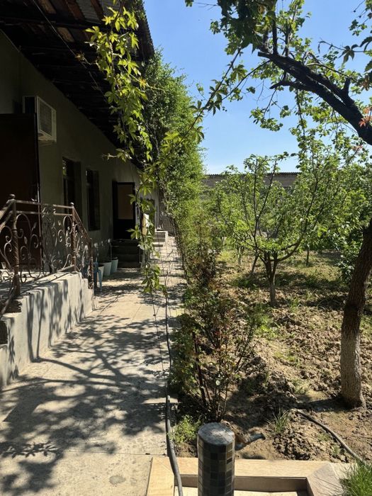 Участок назарбек 10 комнат 9 сотох СРОЧНО!!!