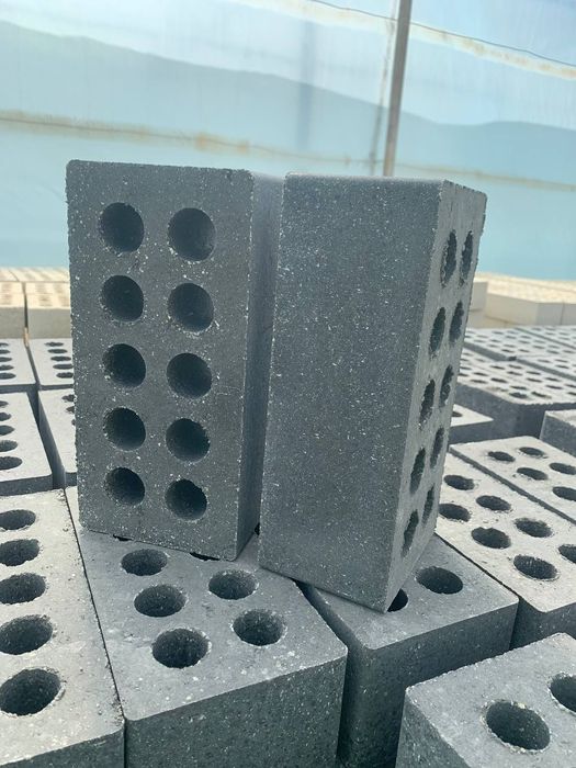 Gipperpress  g'isht sotiladi