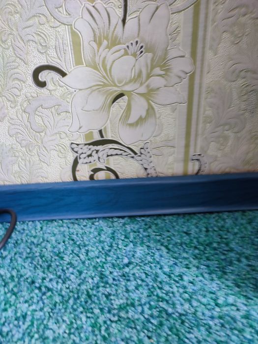 Новые плинтуса  2,5 х 6см