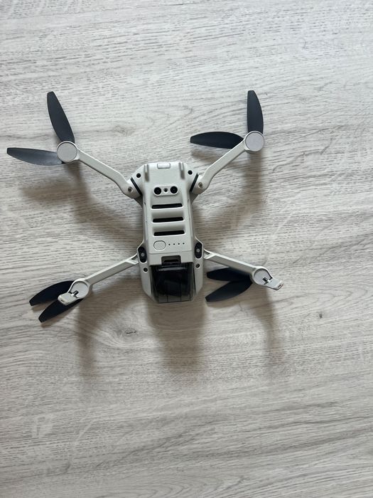Drona dji mini 2