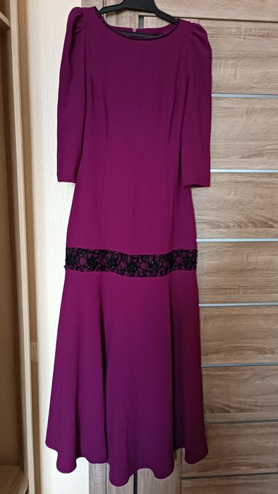 Вечернее нарядное платье