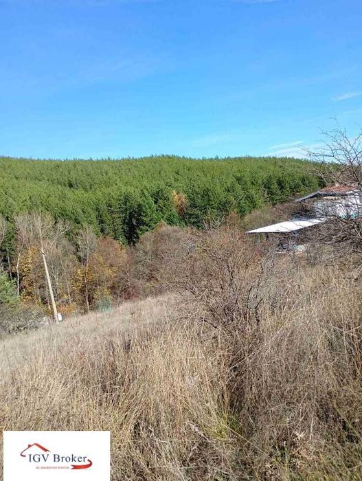 Продава парцел в с. Клисура, гр. Банкя