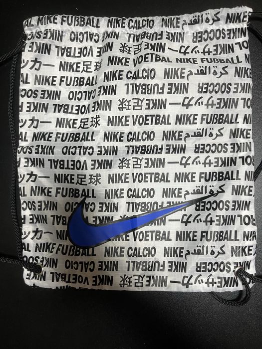 Професионални бутонки nike phantom low elite 6