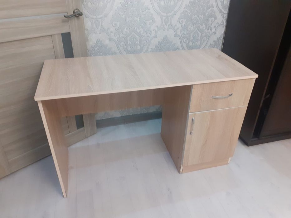 Парта сатылады тап-таза жақсы жағдайда бағасы 10 мың